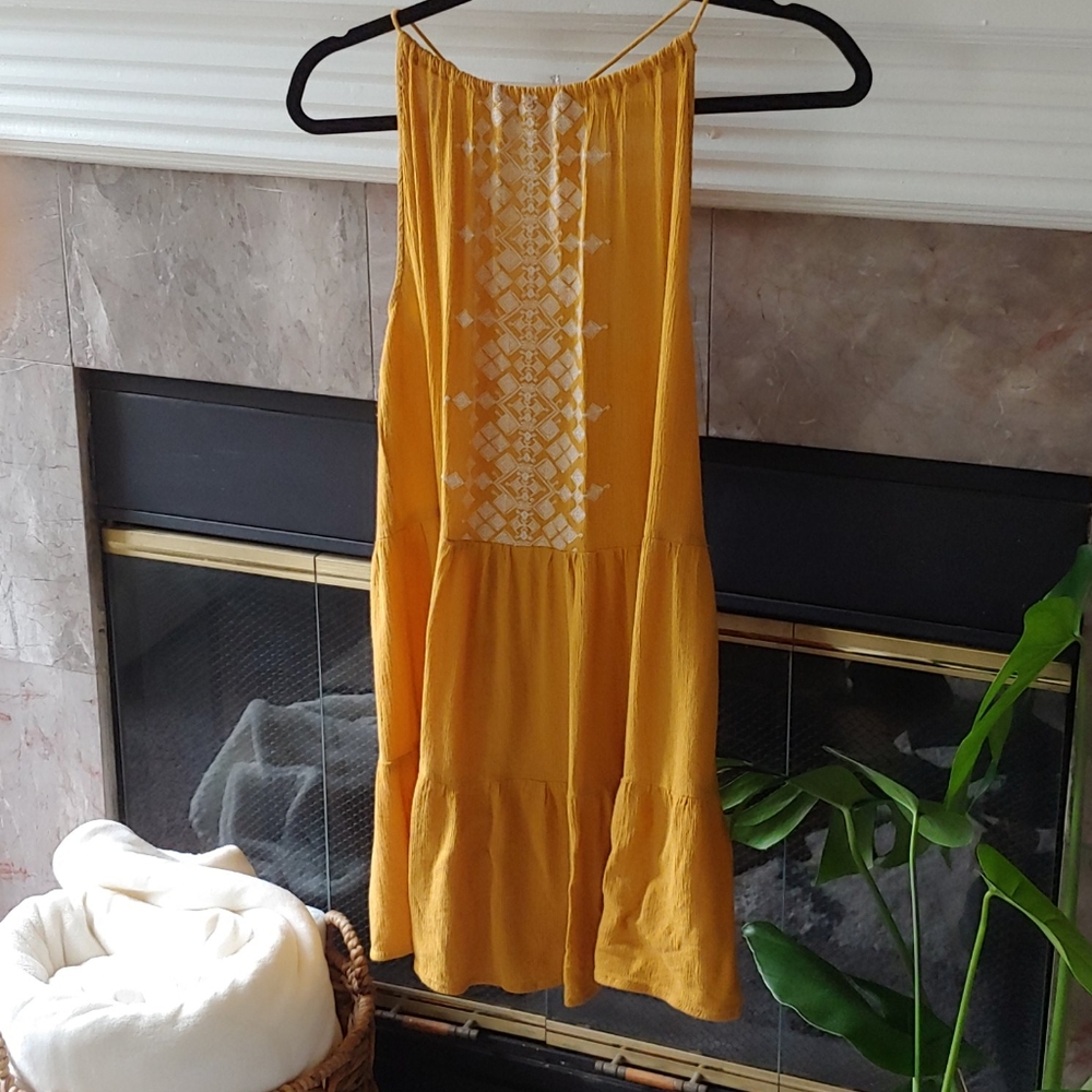 Sundress with embroidery detail (Cape Juby)